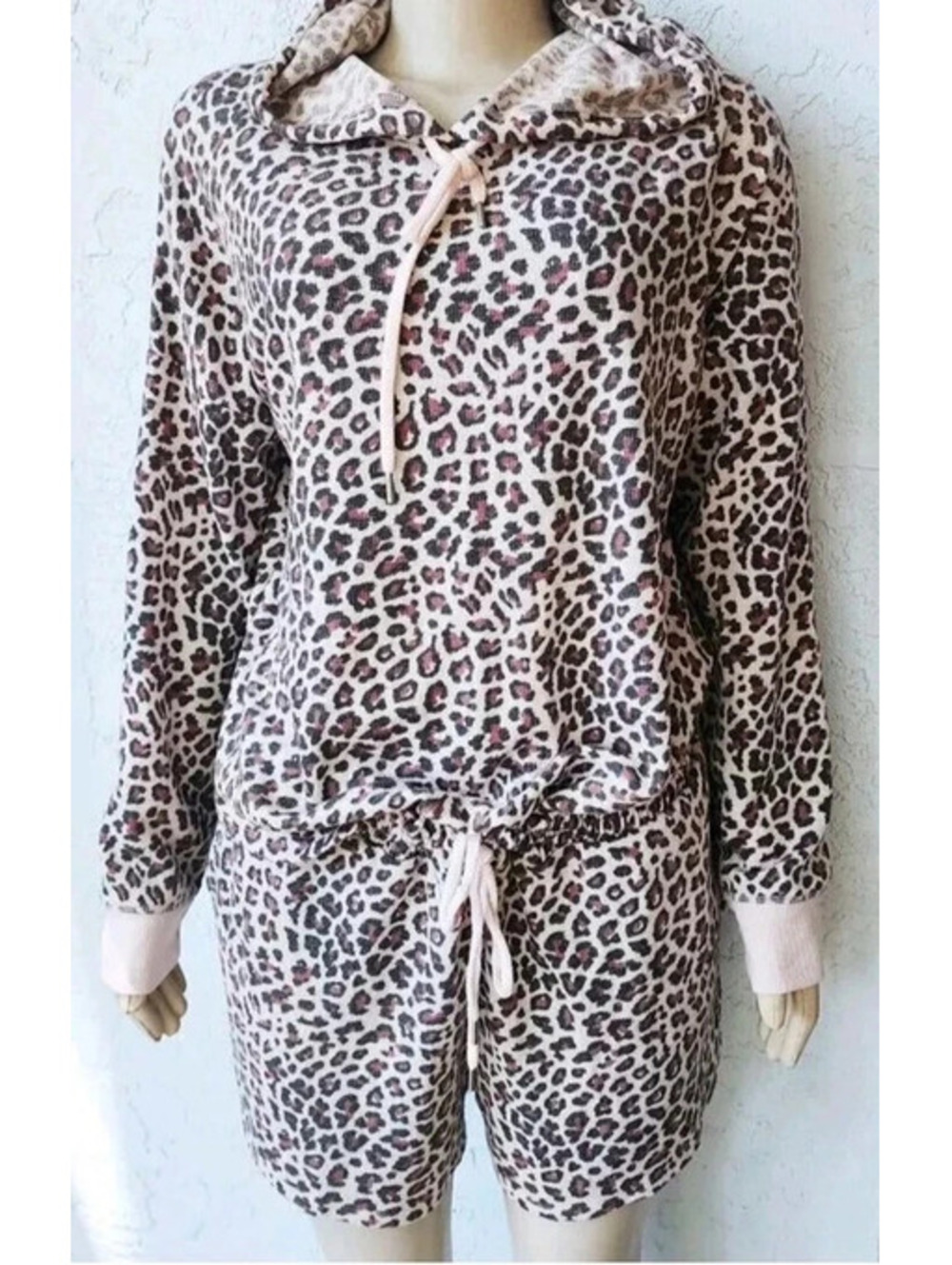 Victoria's Secret Mini Leopard Glow Waffle Hoodie and Shorts Pajama Set size XS
